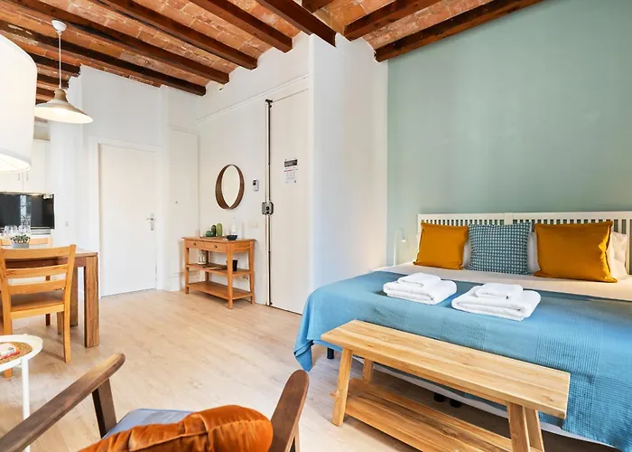 11 Apartament *